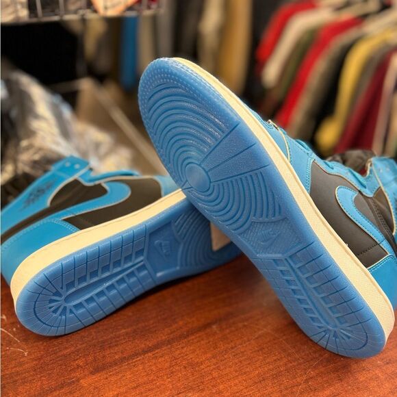 Nike mens 10 blue black air jordan shoes - Picture 4 of 5